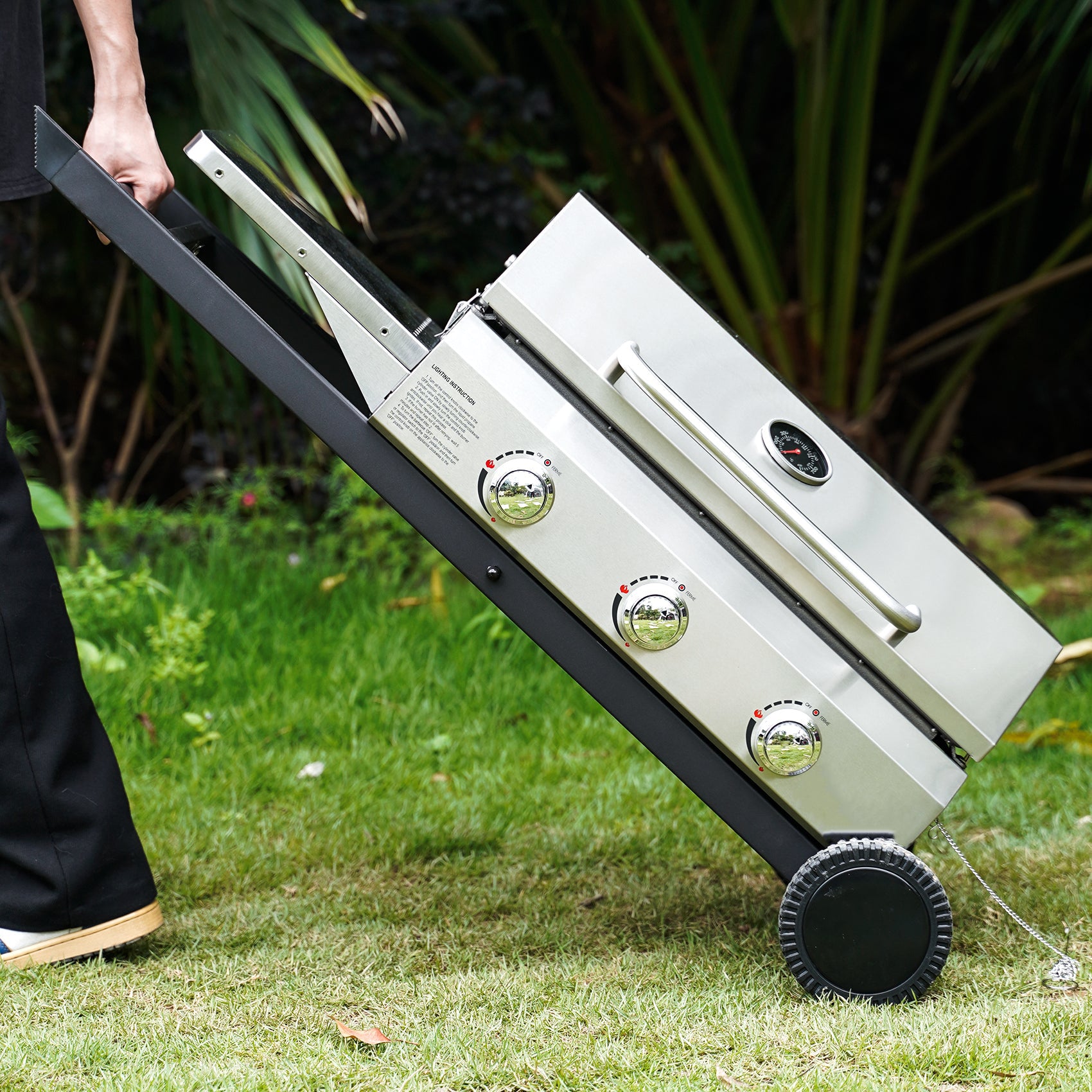 Tabletop Gas Griddle Grill with Lid, 3-Burner